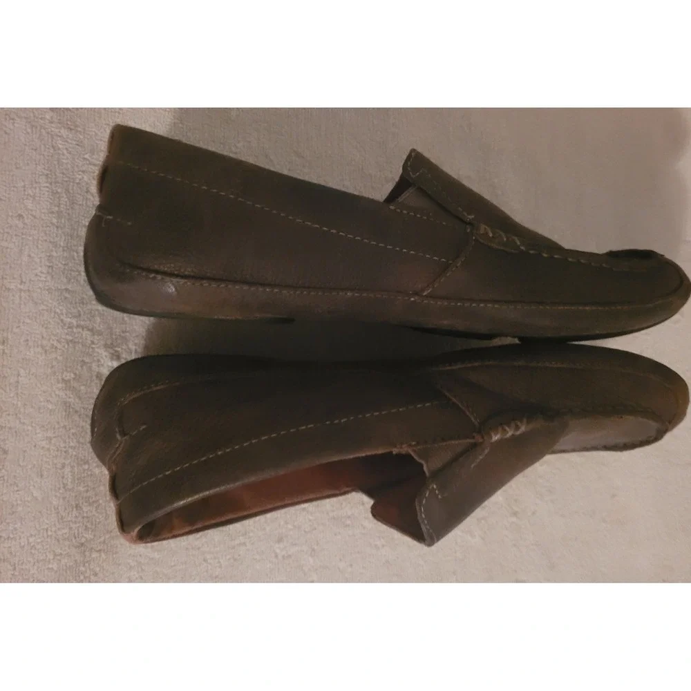OluKai Moloa Leather Slip On Loafers Men M9 Brown